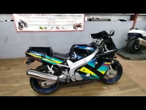Yamaha FZR600 - Image 2