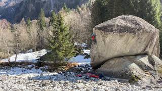 Video thumbnail of Acqua passata, 7c. Val di Mello