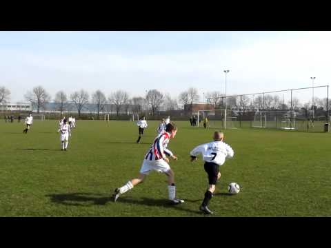 Goal 1-0 van Melvin van Engelen tegen Uno Animo D1.MOV