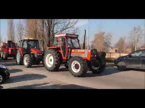 SFILATA DI TRATTORI A SABBIONETA PER LA  FESTA DI SANT' ANTONIO ABATE  2019