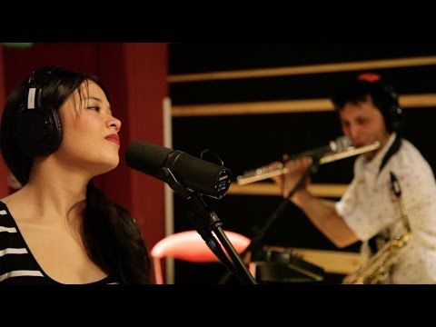 Aieojo - Astrolabio (Live Session)