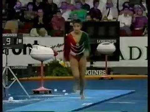 Eszter Ovary - 1989 Worlds AA - Vault 2