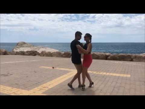 Jennifer Dias ft Mika Mendes -  Acerta - Impro Ivan & Jenny (KizombaHolics BG)