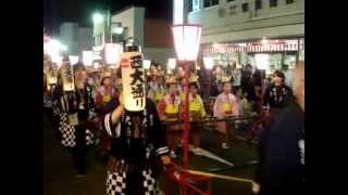 preview picture of video '花巻まつり2012（平成24年）西大通り、山車連合パレード'