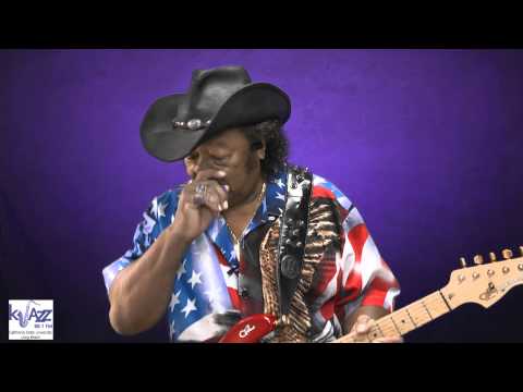 How Guitar Shorty Learned to Play Guitar