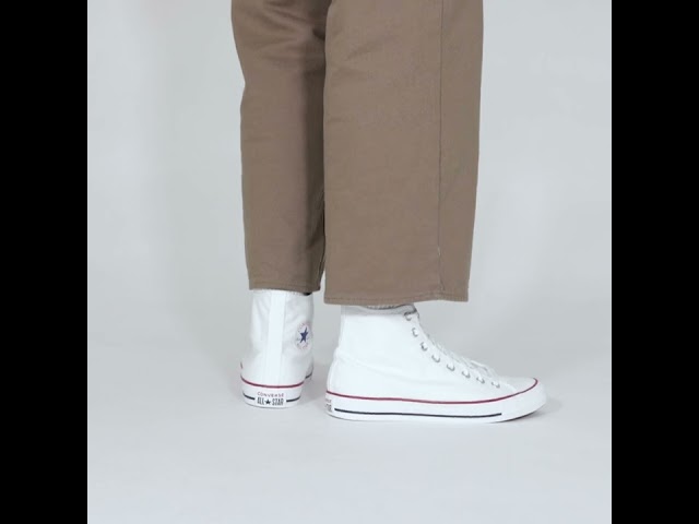 Video : CHUCK TAYLOR ALL STAR HI CORE BLANC