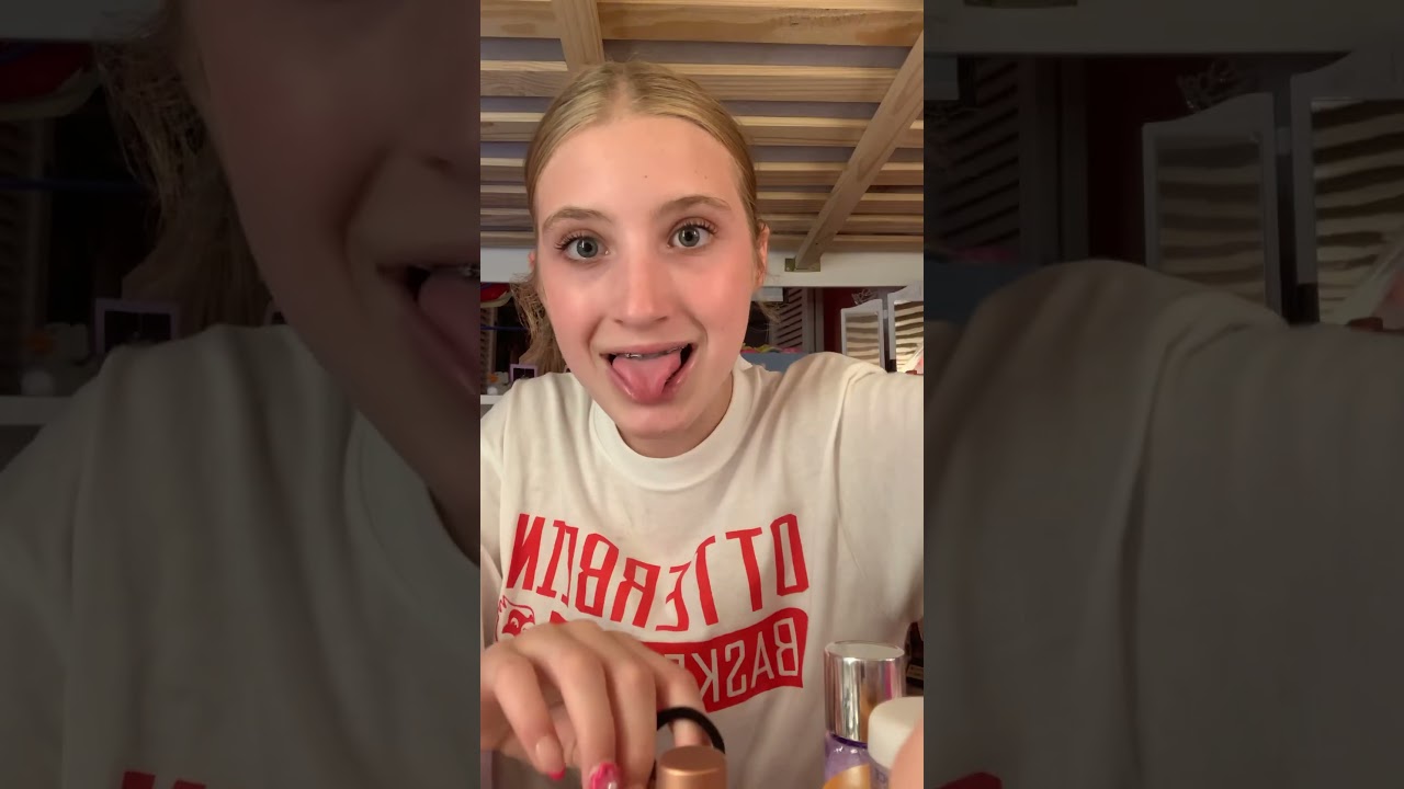 WHATS IN MY SCHOOL EMERGENCY KIT🚨✨🎀 #school #emergencykit btw I have another kit for… girly things