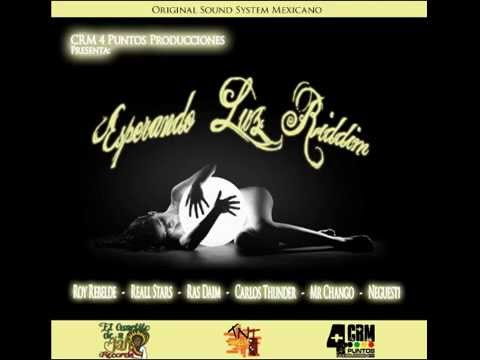 En Batirronia - Carlos Thunder - Esperando Luz Riddim