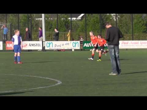 1 nov 2014 VV De Meern D3 - Benschop D1 com 9-3 Doelpunt Robin (6-2)