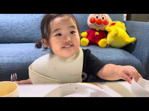 Rice/Spinach & salmon with soy sauce/Spring rolls/Apple