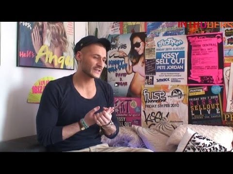 Kissy Sell Out on Wild Romance