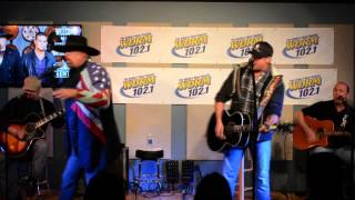 Montgomery Gentry sings My Town