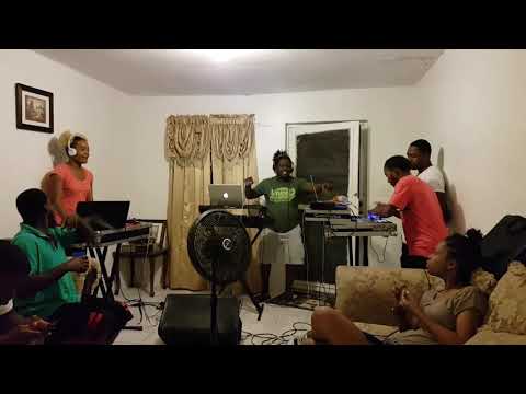 DJLadyT.345.876.649, and DJ blow having fun mixing