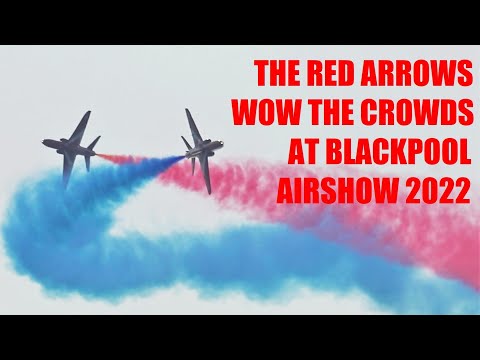 THE RED ARROWS WOW BLACKPOOL AIRSHOW 2022 CROWDS