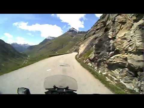 Descent from Col de l'iseran to Bonneval-sur-Arc
