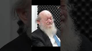 בנט החוצפן | הרב יוסף צ. בן פורת (הרב יוסף צבי בן פורת) - התמונה מוצגת ישירות מתוך אתר האינטרנט יוטיוב. זכויות היוצרים בתמונה שייכות ליוצרה. קישור קרדיט למקור התוכן נמצא בתוך דף הסרטון