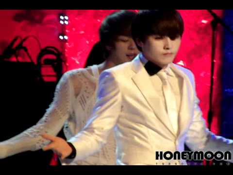 101005 2010 Korean Festival - Mazeltov (Junyoung ver)