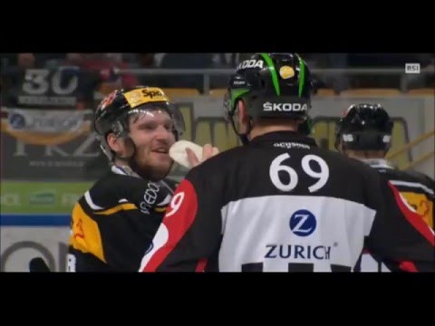 Linesman schiesst ein Tor - 10.01.2016