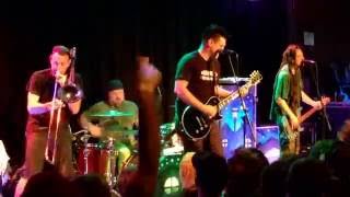 Download lagu Less Than Jake - Big Crash (Live) mp3
