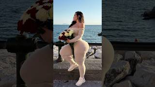 Meet Victorya iamvictorya | Brazilian-Lebanese Roots, Plus Size Model & Digital Creator