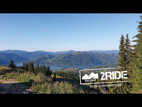 Drumul dintre statiunea Durau si satul Izvorul Muntelui