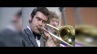 Midnight in Moscow  Kenny Ball &amp; His Jazzmen