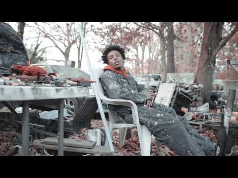 SkeezoPG - Anti-Social ( Official Music Video )