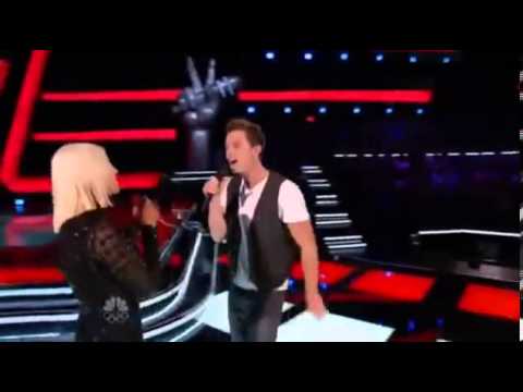 Michael Lynch and Christina Aguilera Dancing Together - The Voice USA 2013