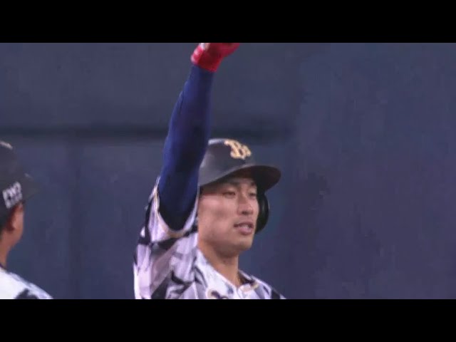 【8回裏】バファローズ・安達 走者一掃の逆転タイムリー3ベースヒット!! 2018/8/11 Bs-M