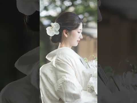 piscine enterrée classique-familiale-forme-rectangulaire-escalier-angle