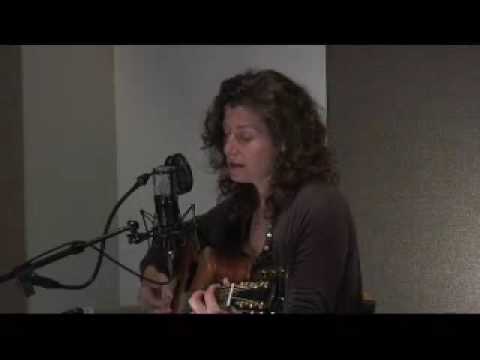 Videoclip de Unafraid — Amy Grant