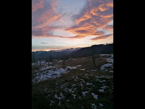 Ansambel Ivana Ruparja- Na ličkanju koruze