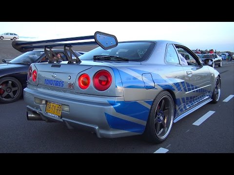 Nissan Skyline R34 GT-T - Burnout & Accelerations!