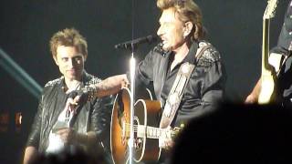 laisse les filles Johnny Hallyday arènes de Nîmes 27 juin 2013