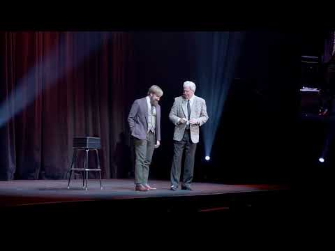 Mike Caveney's act in Spanish