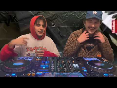 VOULEZ VOUS RADIO #1 (DJ SET)