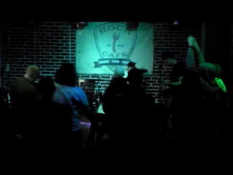 Deplete /NOISEGRIND GIG/22/09/17