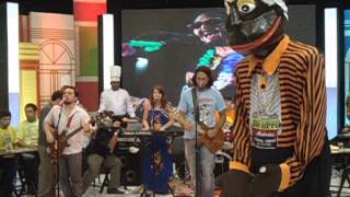 Os Transacionais (A FILHA DA CHIQUITA BACANA  - Caetano Veloso)