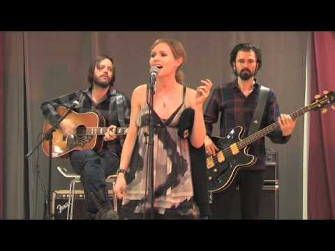 A Camp live på SvD.se - Stronger than Jesus