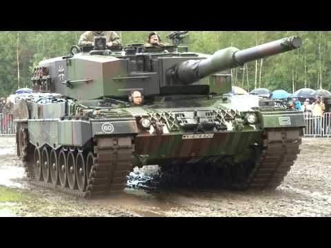 Stahl auf der Heide 2015 - Der Leopard 2 in Aktion