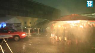 preview picture of video 'Orkan über dem Altstadtfest Waiblingen - Sturm beendet Party - Gewitter Unwetter 30. Juni 2012'