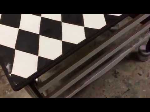 Tips on Painting Harlequin and Stripes - DIY