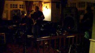 Buck'it (fast buck) playing sweet little lisa. Dave Edmunds.