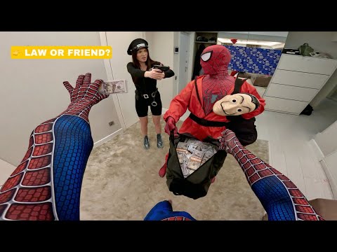 Spider-Man Can’t Save His Friend Spider-Man in Front of a Police Officer