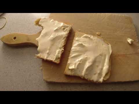 MongoTV_10906 - Min Natmad - Ristet TOASTBRØD Med PIKANTOST