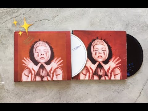 Aurora - A Different Kind Of Human Step 2 (Signed CD + Standard CD Unboxing)