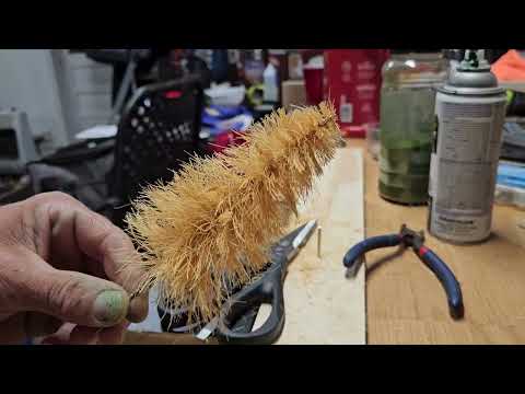 how to make ho scale trees, quick! not many supplies needed. #hoscale #howto #howtomake #trees.