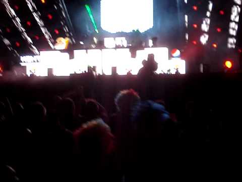 Liberty Parade 2012 - Adrian Eftimie la platane,cine e profesor...e!