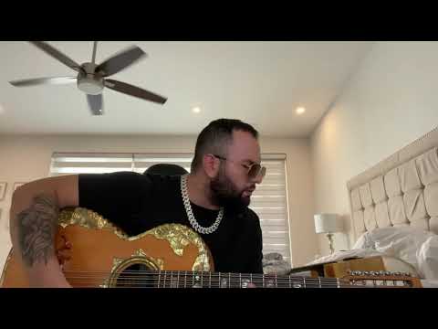 A medio vivir Carin Leon cover Ricky Martin