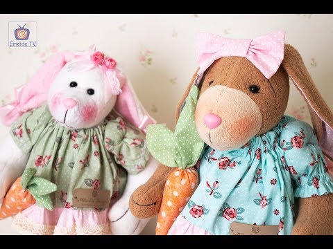 Emolde TV - Vivi Prado recebe Luciana Ferrazzini que ensina a coelhinha Rose